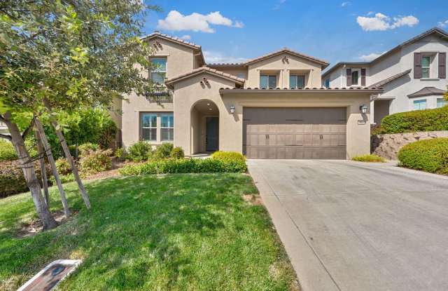 Luxury 5 Bedroom Home in Serrano – Spacious 3,051 Sq Ft with 3-Car Garage! photos photos