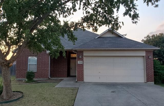 9344 Cynthia Court - 9344 Cynthia Court, Fort Worth, TX 76140