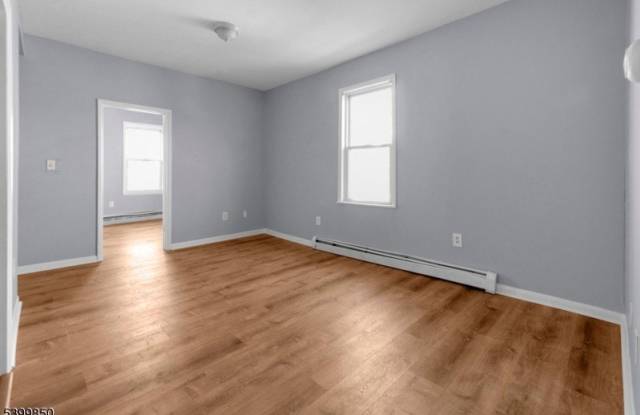 95 1St St photos photos