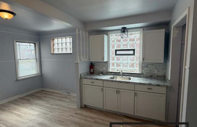 Amazing 3 Bedroom 1 Bathroom Gallery 3