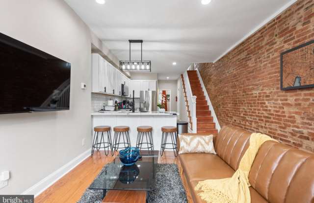 2235 E CHASE Street Gallery 2