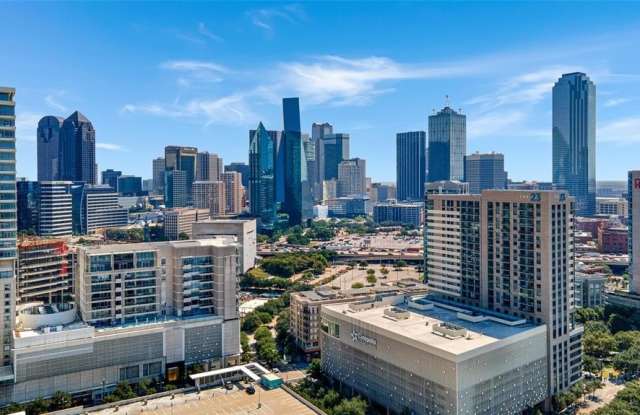 2408 Victory Park Lane - 2408 Victory Park Lane, Dallas, TX 75201