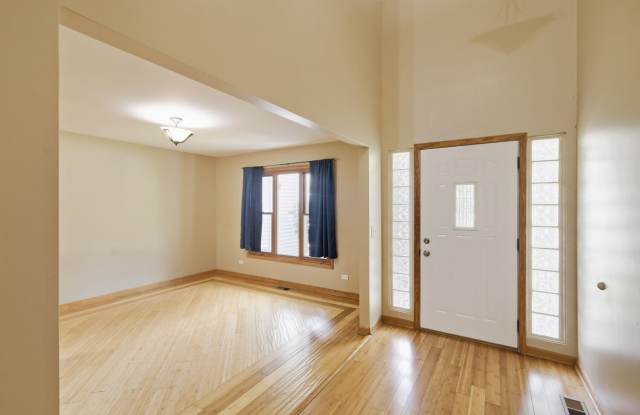 2805 Breckenridge Circle Gallery 3