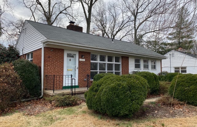 10909 BYRD DRIVE - 10909 Byrd Drive, Fairfax, VA 22030
