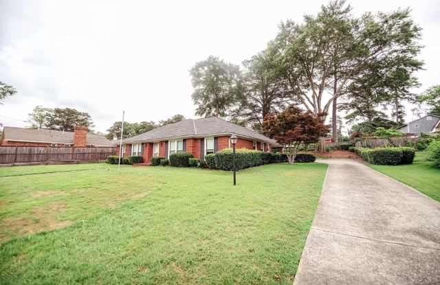 Beautiful home available today! - 6834 Brewster Drive, Columbus, GA 31904