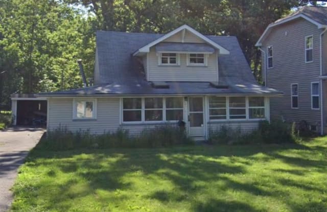 295 E 238 ST - 295 East 238th Street, Euclid, OH 44123