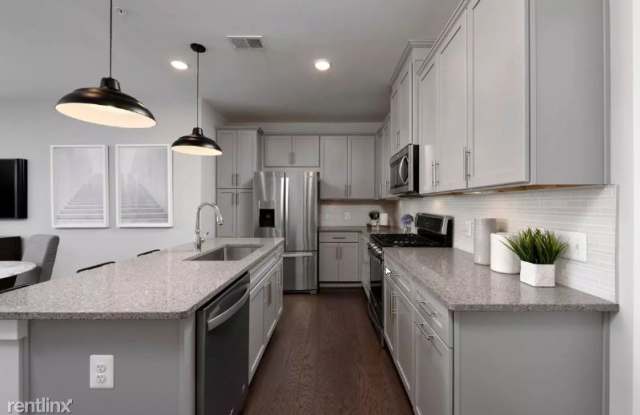 13350 Arrowbrook Centre Dr Gallery 4