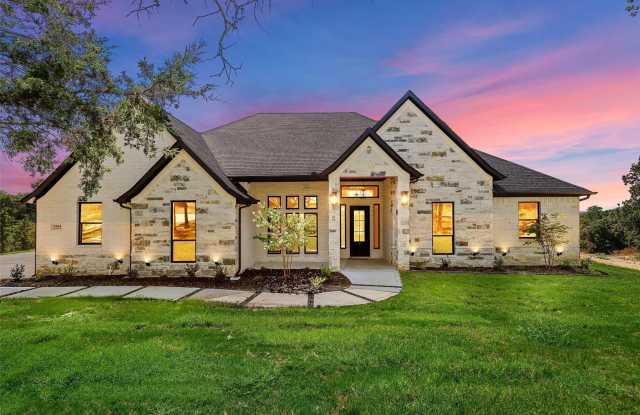1064 Glenoaks Drive Gallery 3
