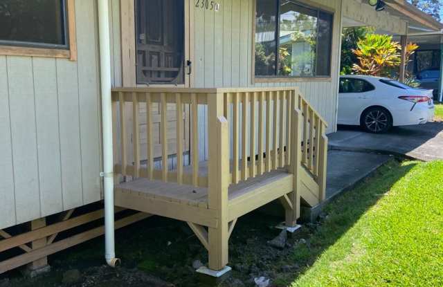 Conveniently Located 3BR/2BA Home in Hilo Gallery 1