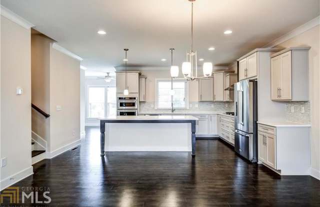 827 Stone Ridge Ln Gallery 4