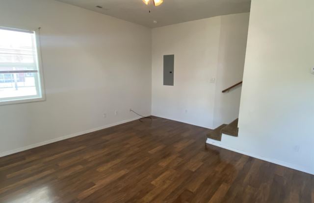 1125-A West Walnut St - 1 Gallery 2