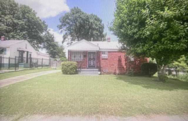 494 FERNWOOD Ave Gallery 2