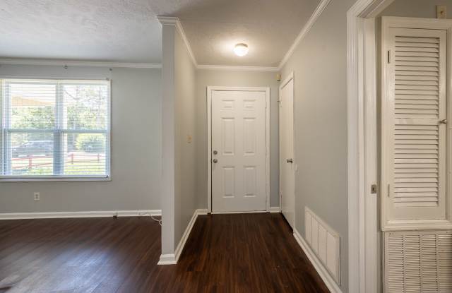 2305 Oketo Drive Gallery 3