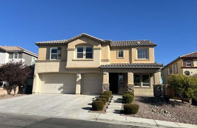 Over 3000 sqft home with 5 bedrooms and 2.5 baths, this is a must see! photos photos