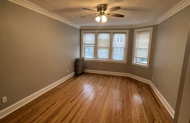 654 E 81st St photos photos