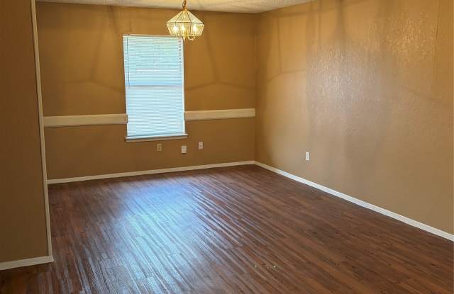 3774 Radcliff Road Gallery 3