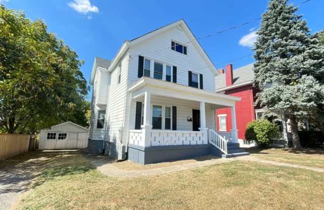 3153 Glenmore Ave 4BR/1.5BA (Cincinnati) **DEPOSIT PENDING** Email Leasing@bbrents.com to join the waitlist! - 3153 Glenmore Avenue, Cincinnati, OH 45211