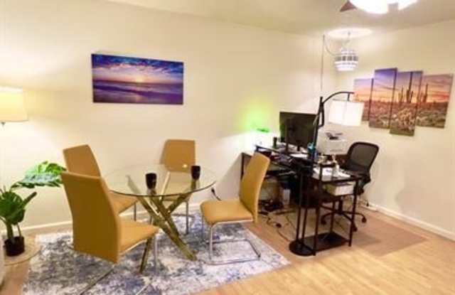 2004 Campus Drive #3 photos photos