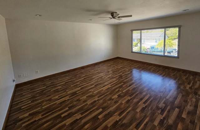 2127 Hanford Drive photos photos