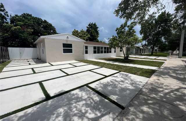 27 NE 5th Ave photos photos
