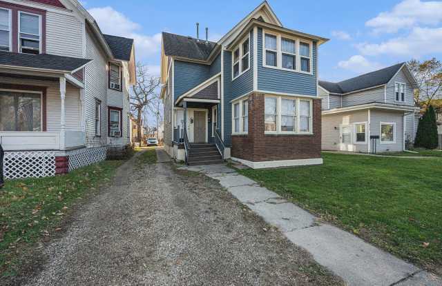 611 W North Street photos photos