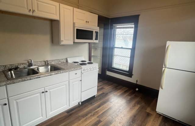 132 East 2nd Street #2 photos photos