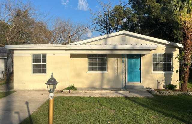 1131 N SWINDELL AVENUE photos photos