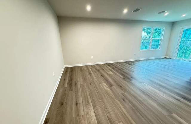 622 LAUREL WOOD CIRCLE - 622 Laurelwood Circle, Winchester, VA 22601