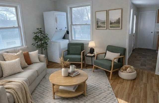 36 Everett St unit: 2 photos photos