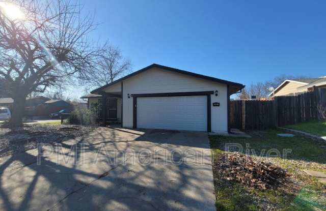 6901 Blue Duck Way - 6901 Blue Duck Way, Foothill Farms, CA 95842