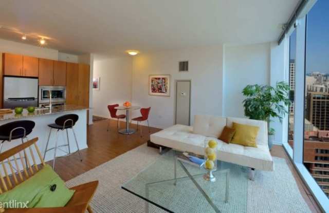 190 E Illinois St - 190 East Illinois Street, Chicago, IL 60611