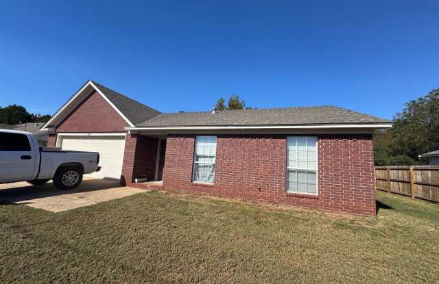 366 Hickory Grove Street - 366 Hickory Grove Street, Haskell, AR 72015