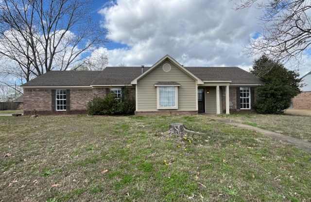 Renovated 4 Bedroom 2 Bath Home with 2 Car Garage for Rent! photos photos