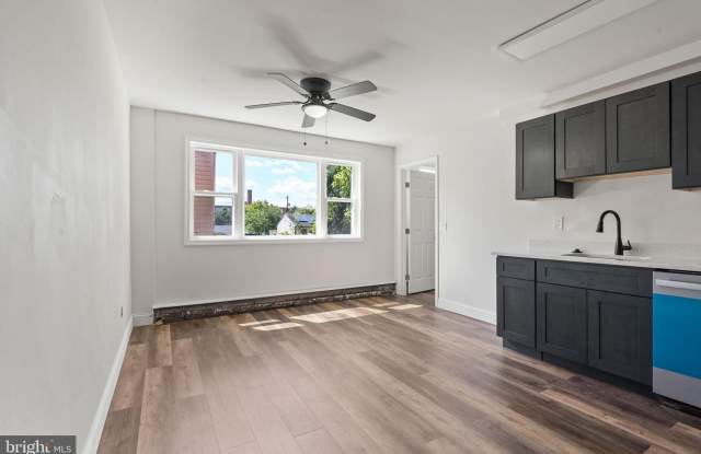 610 57TH Street NE Gallery 2
