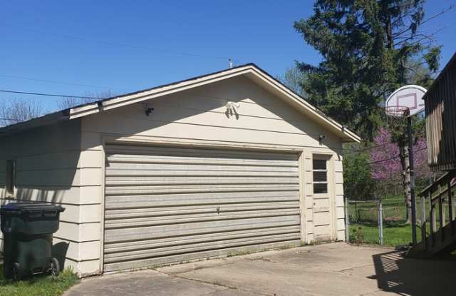 2927 Russell Drive Northeast Gallery 2