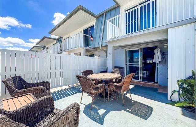 6777 Winkler Road Gallery 1