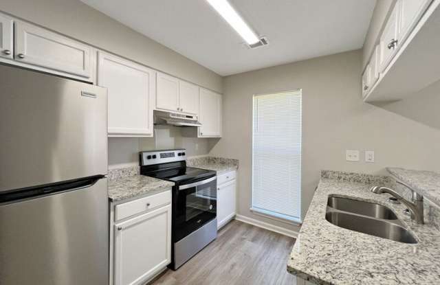 886 Acorn Cv - 886 Acorn Cove, Southaven, MS 38671