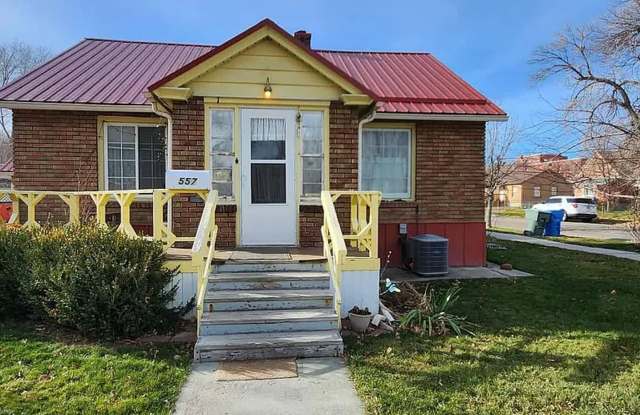 Quaint, single family home close to ISU photos photos