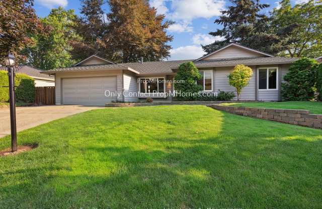 Spacious Three Bedroom Home in Desirable Charbonneau! photos photos