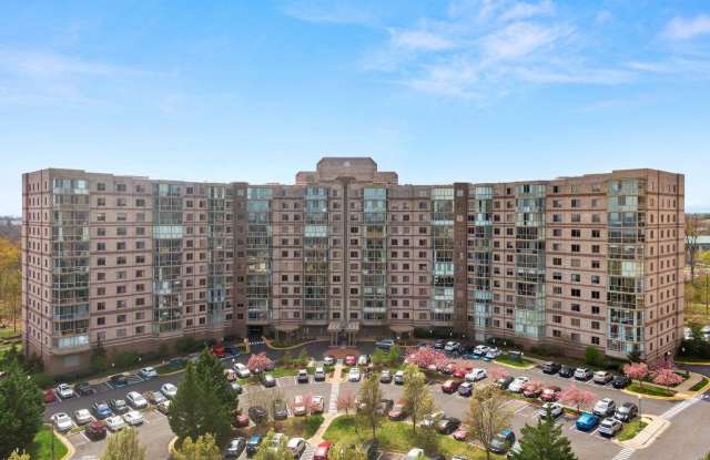 19375 CYPRESS RIDGE TERRACE - 19375 Cypress Ridge Terrace, Lansdowne, VA 20176