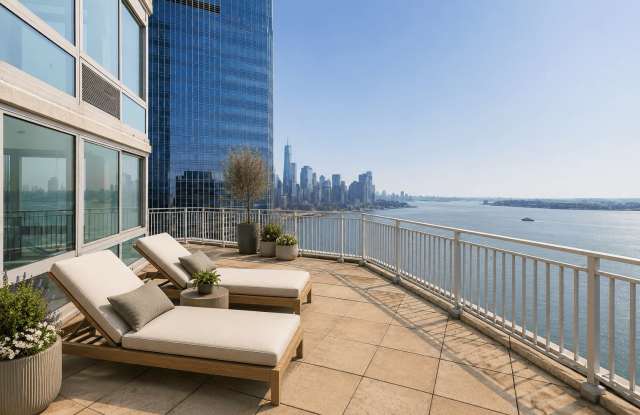 Liberty Towers Gallery 4