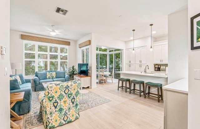 1315 Winding Oaks Circle E Gallery 3