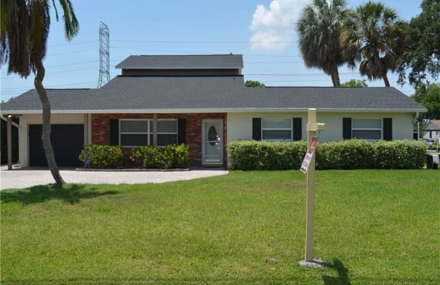 9923 RIVER DRIVE - 9923 River Drive, Gibsonton, FL 33534