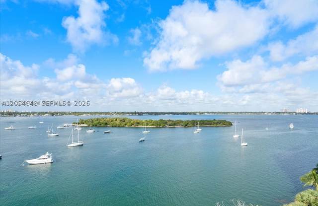7928 WEST DR Gallery 2