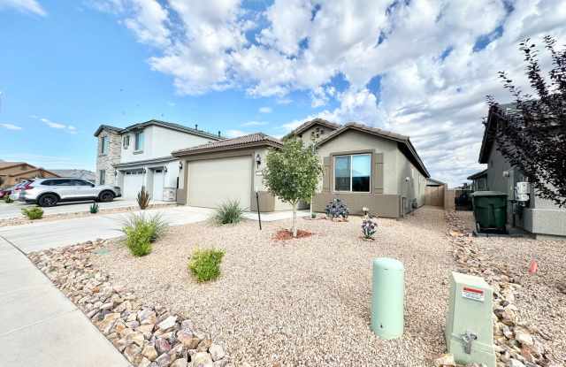 3BR/2BA/2CG, 1570 sq.ft. rental built in 2022 in Sierra Vista, AZ photos photos
