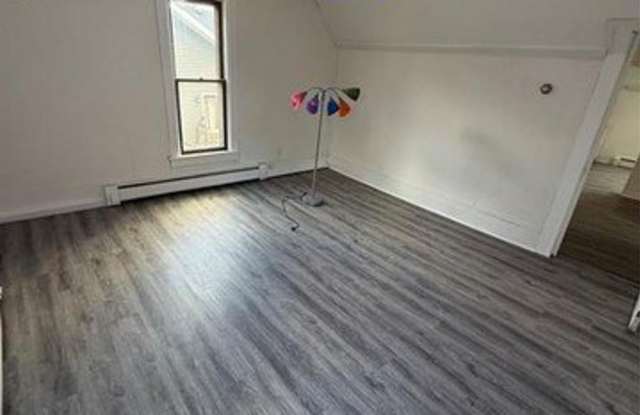 124 N Warren Street photos photos