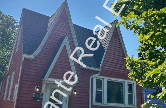Welcome to 3510 Wallwerth Drive – A Spacious 3-Bedroom Gem in the Heart of West Toledo photos photos