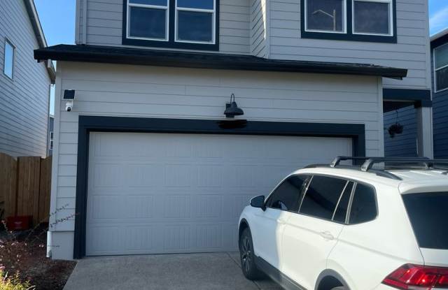 Three Bedroom Salem Home with Attached Garage! ~ Parsley 4827 photos photos