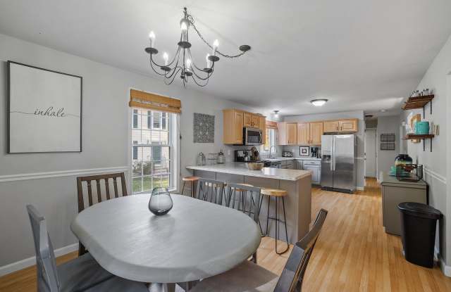 131 Forest Hill Way photos photos