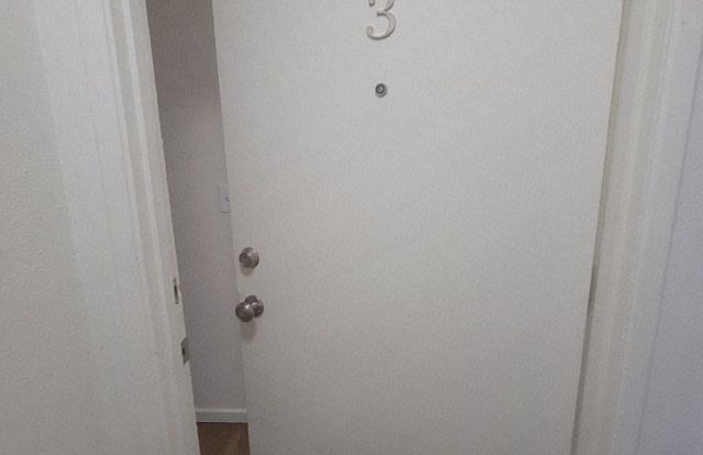 Welcome to Sun Vista Apartments Gallery 3